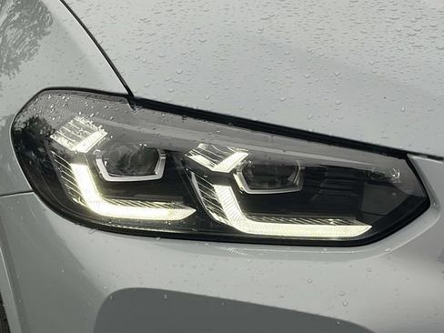 Used 2023 BMW X3 sDrive30i w/ M Sport Package RWD image 9