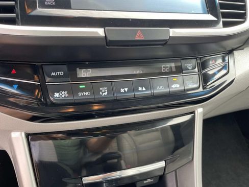 Used 2017 Honda Accord EX-L image 29