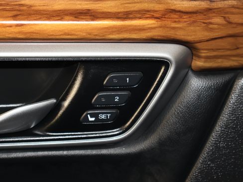 Used 2021 Honda CR-V Touring image 34