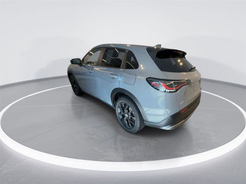 Used 2024 Honda HR-V Sport image 6