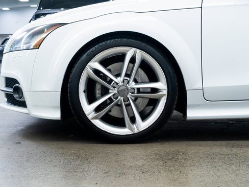 Used 2013 Audi TTS 2.0T Prestige w/ Prestige Pkg image 7