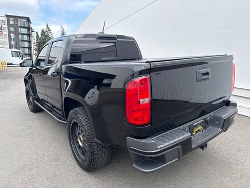 Used 2016 Chevrolet Colorado LT w/ Midnight Edition AWD/4WD image 7