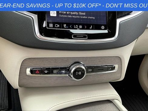 Used 2025 Volvo XC90 B6 Ultra w/ Protection Package Premier image 33