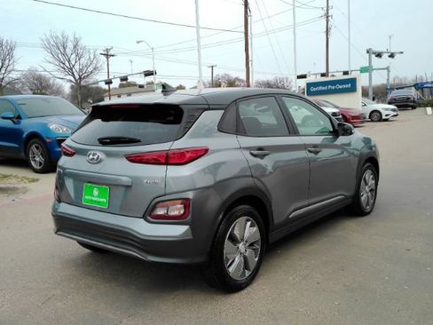 Used 2021 Hyundai Kona SEL w/ Cargo Package image 6