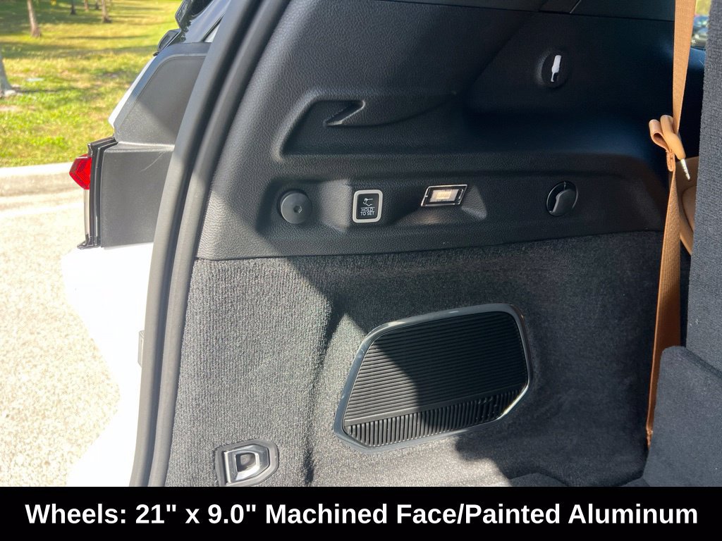 Used 2023 Jeep Grand Cherokee L Summit AWD/4WD image 23