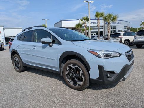 Used 2023 Subaru Crosstrek 2.5i Limited w/ Moonroof Package AWD/4WD image 2