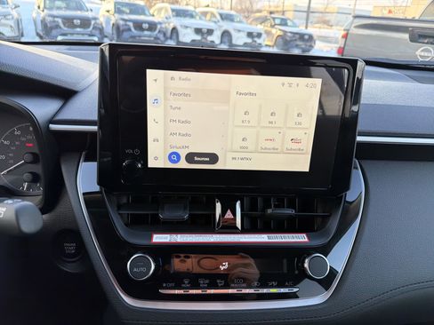 Used 2024 Toyota Corolla Cross LE image 18