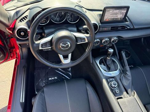 Used 2023 MAZDA MX-5 Miata Grand Touring w/ Weather Package image 15