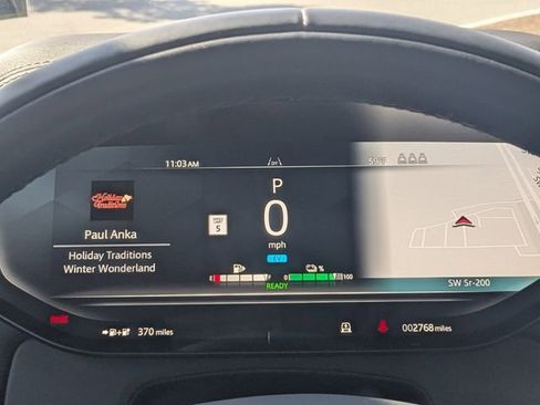 Used 2025 Land Rover Range Rover Sport Dynamic SE image 24