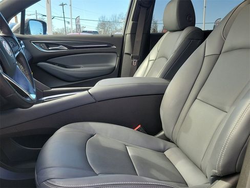 Used 2023 Buick Enclave Essence w/ Experience Buick Package image 18