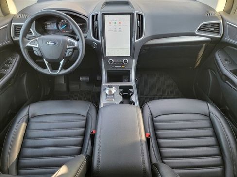 Certified 2022 Ford Edge SEL w/ Convenience Package image 26