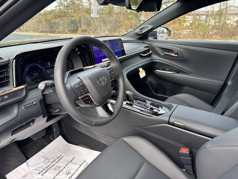 New 2025 Toyota Crown Signia w/ Advanced Technology Package image 15