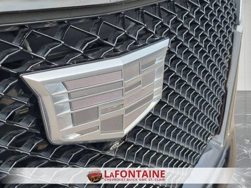 Used 2023 Cadillac Escalade Sport Platinum w/ LPO, ONYX Package AWD/4WD image 9