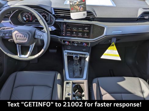 New 2025 Audi Q3 2.0T Premium image 16
