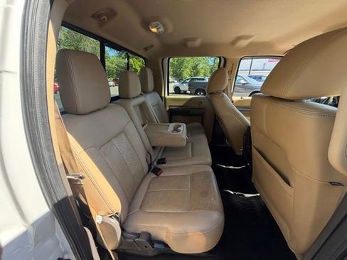 Used 2011 Ford F250 Lariat w/ Lariat Interior Pkg AWD/4WD image 37
