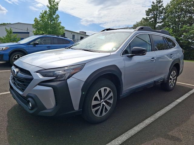 Certified 2024 Subaru Outback Premium AWD/4WD image 3