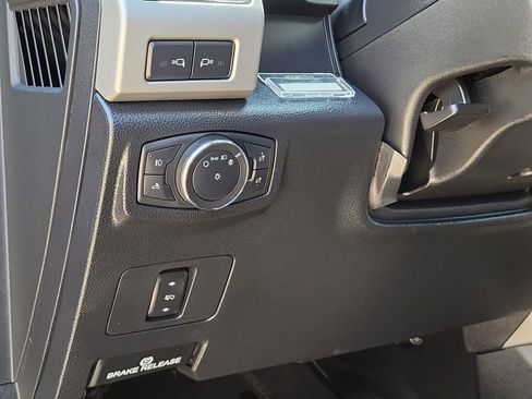 Used 2021 Ford F250 Lariat AWD/4WD image 18