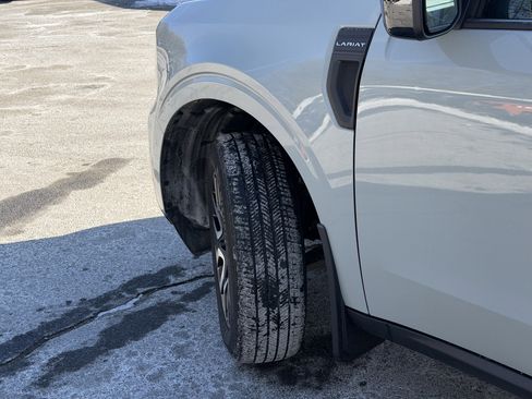 Certified 2024 Ford Maverick Lariat image 8