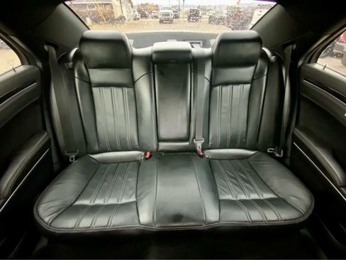 Used 2017 Chrysler 300 S w/ 300S Premium Group image 28