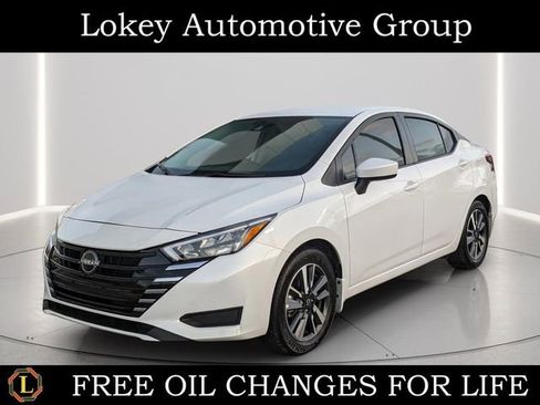 Certified 2025 Nissan Versa SV w/ Trunk Package image 1