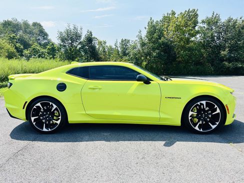 Used 2021 Chevrolet Camaro SS image 10