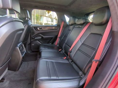 Used 2021 Porsche Cayenne GTS AWD/4WD image 16