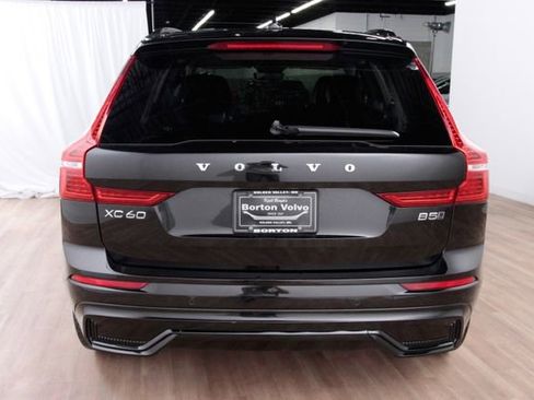 Certified 2025 Volvo XC60 B5 Plus w/ Climate Package AWD/4WD image 4