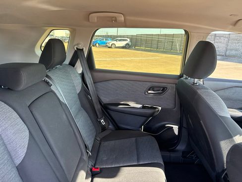 Certified 2023 Nissan Rogue SV FWD image 35