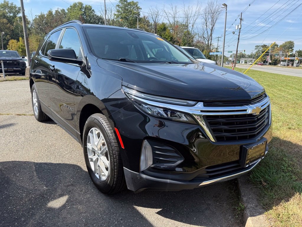 Used 2023 Chevrolet Equinox LT AWD/4WD image 3