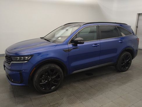 Used 2021 Kia Sorento SX AWD/4WD image 2
