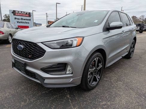 Used 2023 Ford Edge ST image 8