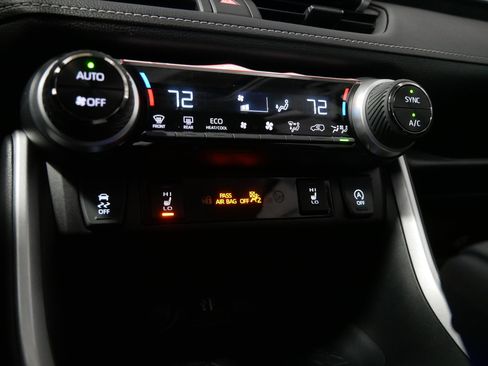 New 2025 Toyota RAV4 XLE image 9