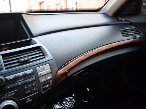 Used 2011 Honda Crosstour EX-L image 21