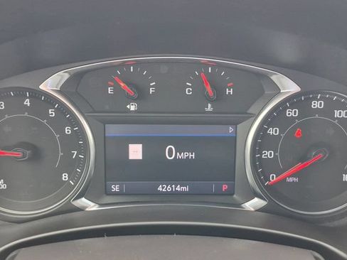 Used 2022 GMC Terrain AT4 w/ Infotainment Package II AWD/4WD image 10