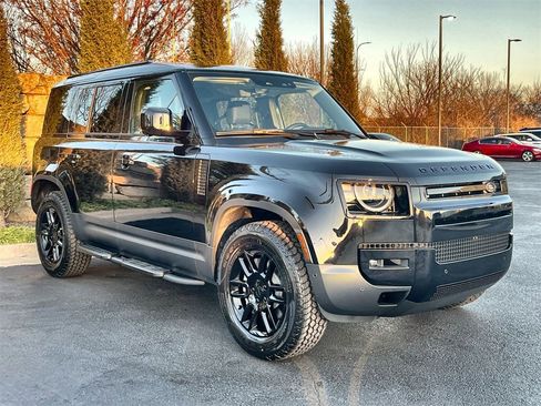 Used 2026 Land Rover Defender 110 S image 7