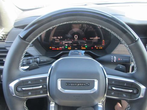 New 2026 GMC Acadia Denali Ultimate image 16