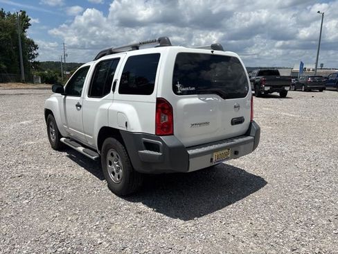 Used 2012 Nissan Xterra X RWD image 4