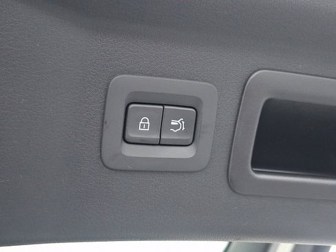 Certified 2024 MAZDA CX-90 Plug-In Hybrid w/ Premium Pkg image 33