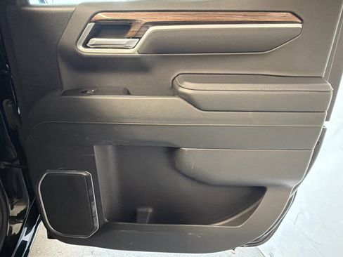 Used 2025 Chevrolet Silverado 1500 LT image 29