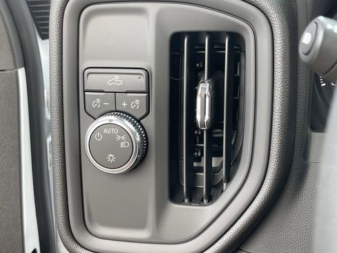 New 2026 GMC Sierra 3500 Pro w/ Convenience Package image 18