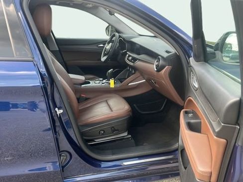 Used 2021 Alfa Romeo Stelvio Ti w/ Nero Edizione image 55