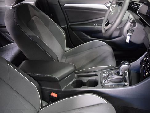 New 2026 Volkswagen Jetta Sport image 7