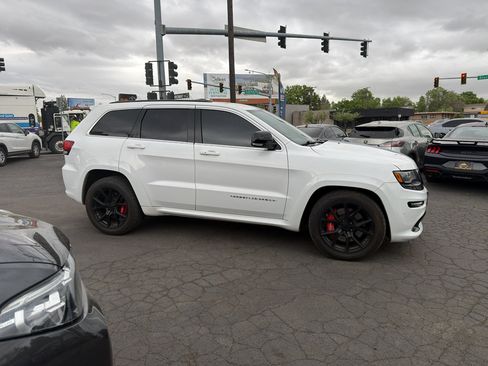 Used 2015 Jeep Grand Cherokee SRT AWD/4WD image 9