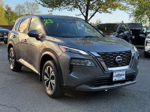 Used 2023 Nissan Rogue SV AWD/4WD image 7
