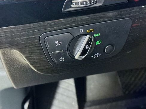 Used 2017 Audi Q7 3.0T Premium Plus image 12