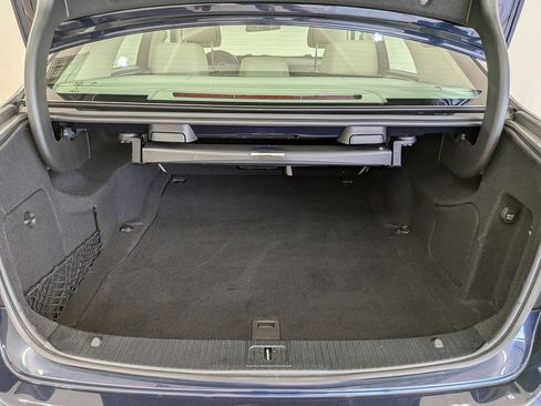 Used 2014 Mercedes-Benz E 350 4MATIC Sedan image 30