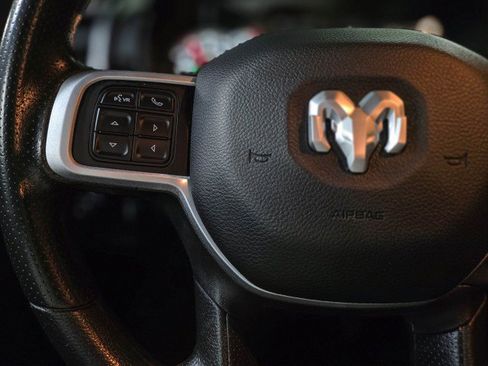 Used 2022 RAM 2500 Big Horn RWD image 20