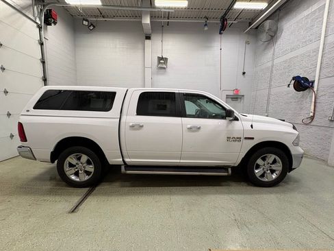 Used 2017 RAM 1500 Big Horn AWD/4WD image 3