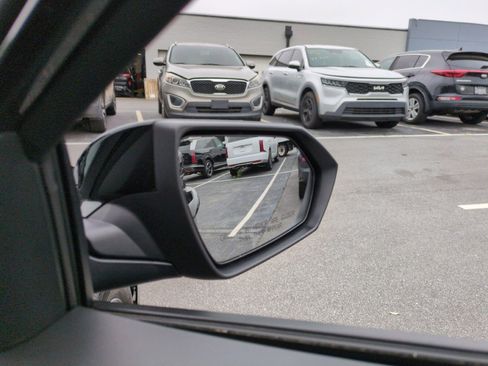 New 2026 Hyundai Elantra SE FWD image 38