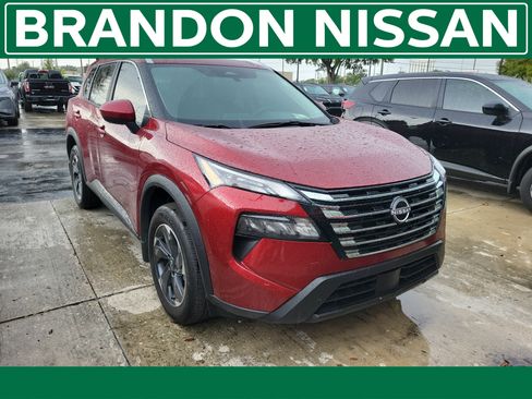 Certified 2025 Nissan Rogue SV w/ SV Premium Package FWD image 1